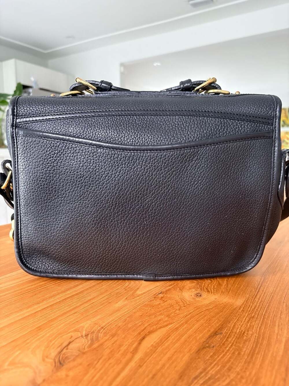 Vintage Dooney & Bourke All Weather Leather Carrier Black Purse - Picture 3 of 13